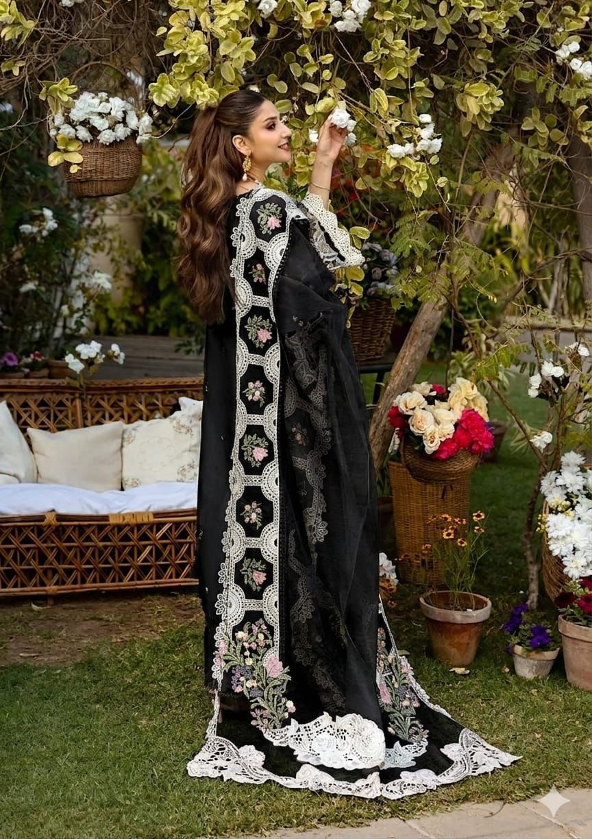 Brand : ELAF CHIKANKARI COLLECTION